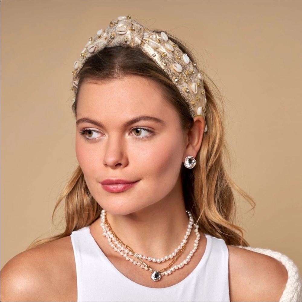 NWT SOLDOUT Lele shell and crystal gold headband